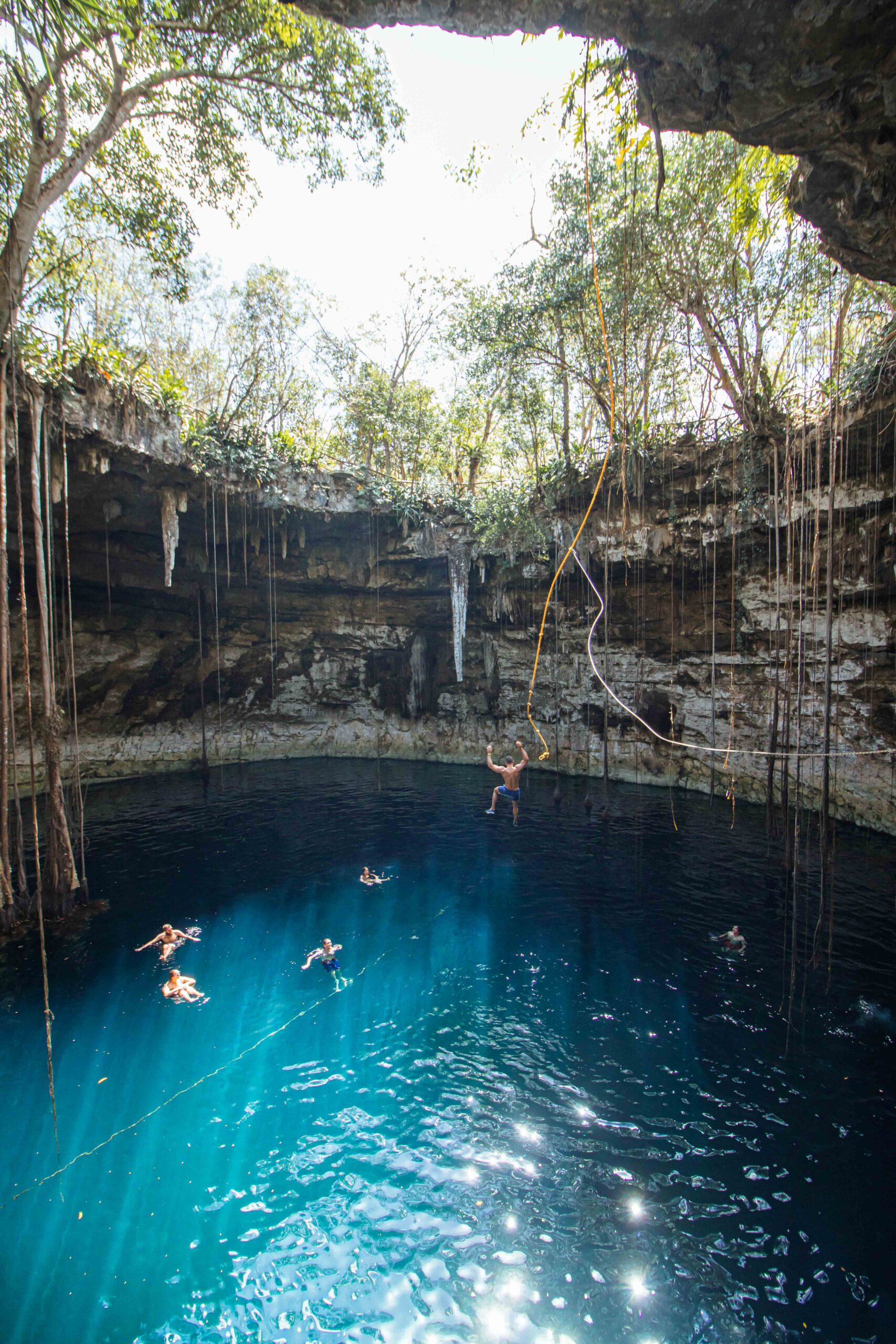 Cenote en los alrededores de Puerto Morelos